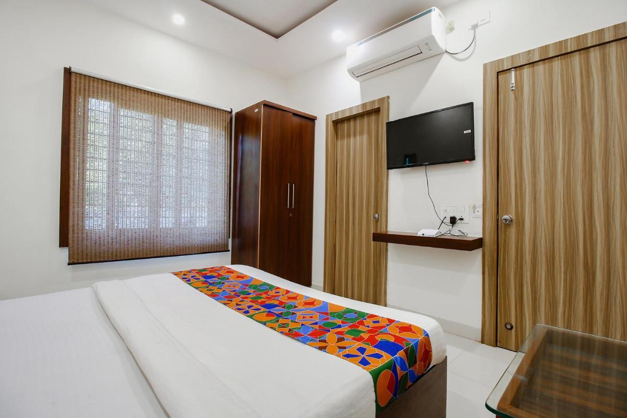 Fabexpress Yuvan Gouharganj Bagian luar foto